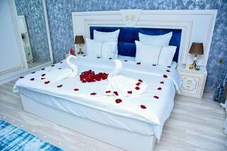 Отель Supreme Hotel Baku Баку Полулюкс с балконом-1