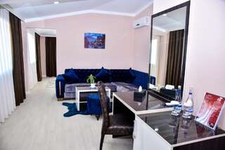 Отель Supreme Hotel Baku Баку Полулюкс с балконом-7